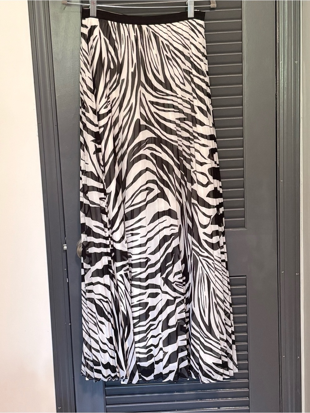 Banana Republic Black & White Zebra Print Maxi Skirt